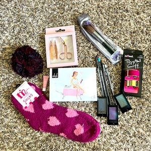 24 pieces all around gift set